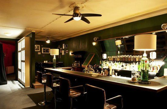 Gin & Tonic Bar